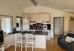 Location vacances Otterndorf - Kinderfreundliches 6 Personen Ferienhaus mit zwei Duschen und Toiletten, Sauna, Whirlpool und einem Wintergarten mit Kaminofen in Otterndorf-2