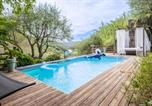 Location vacances Carros - Cottage Provençal piscine et spa-2