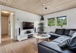 Location vacances Øby - Awesome Home In Ulfborg With Sauna-4