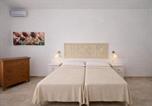 Location vacances Piscinas - Residence with pool close to the sea-3