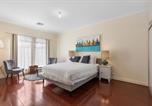 Location vacances Glenelg - Family-Friendly 4-Bed Home with Parking-3
