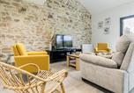 Location vacances Héric - Gîte Familial Rénové, Proche Canal, Terrasse, Jardin, et Verger Commun, à 20 km de Nantes - Fr-1-306-1262-4