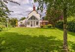 Location vacances Catfield - Dog friendly cottage on the edge of the Norfolk Broads-1