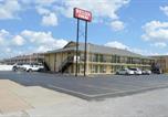 Hôtel Owasso - Delux Inn Tulsa-1