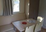 Location vacances Calvisson - Confortable Mobil Home avec Terrasse, 2 Chambres - Api-1-52-1808-4