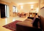 Hôtel Scanzorosciate - B&B Aurora-1