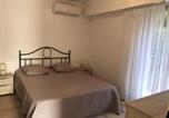 Location vacances Gare SNCF de Saint-Raphaël Valescure - Appartement 2p avec Balcon, Clim, à 50m de la Plage et Centre-ville, Wifi et Parking Disponibles - Fr-1-466a-3-4