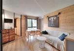 Location vacances Thoiry - Chez Arnaud - Télésiège à 200 mètres-1