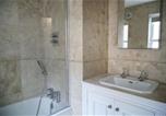 Location vacances Harrogate - Harlow Apartment 2, deluxe 2 bedroom apt-4