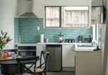 Location vacances  Best Western Caboose - Pataka Lookout Apartment-4