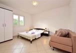 Location vacances Vransko - Holiday home Pakostane 21-1
