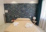 Location vacances  Ville métropolitaine de Naples - P.C. Boutique H. De Gasperi, Napoli Centro, by Clapa Group-4