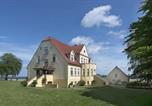 Location vacances Neuenkirchen - Ferienwohnung-6-direkt-am-Wasser-im-Gut-Grubnow-Ruegen-1