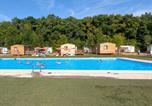 Camping Mirepoix - Village des Bons-Hommes au Pré Cathare-1