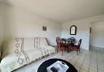 Location vacances Cavalaire-sur-Mer - Appartement 4 Pers. Centre Cavalaire avec Terrasse et Parking - Fr-1-226b-241-4