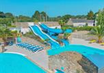 Camping avec Piscine Morbihan - Camping Paradis - Les Palmiers-1