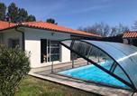 Location vacances Biscarrosse - Maison Familiale à Biscarrosse avec Piscine et Parking - Fr-1-319-617-3
