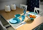 Location vacances Neuendorf A - Sonniges Fischer-Huus am Deich-3