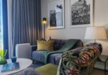 Location vacances Muizenberg - Wavescape Chic Seaside Stay-2