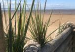 Location vacances  Gare de Weston-super-Mare - Ocean Drive Deluxe Apartment with complimentary Day Time Beach hut-3