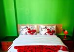 Location vacances Bianzone - Bernina Stop & Go apartment - 30 steps to the red train-2