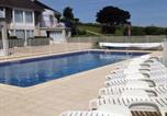Location vacances Trélévern - Studio vue mer et piscine-2