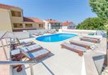 Location vacances Trpanj - Apartments Meridiana 1-2