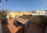 Location vacances Valras-Plage - Charmant T4 en duplex avec grande terrasse et petite vue mer-1