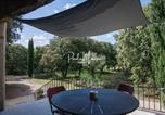 Location vacances Valréas - Gîte Sur Domaine Viticole-1