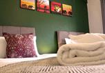 Location vacances Blaenhonddan - Family-Friendly 4br Home Near Beach-1