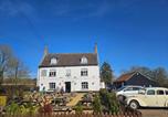 Location vacances Swaffham - The Swan Inn-1