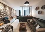 Location vacances Angers - Suit'Home Commerce-1