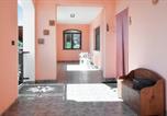 Location vacances Penne - 3 Bedroom Awesome Home In Villa Celiera-1