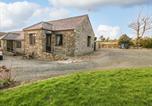 Location vacances Llanfihangel Ysgeifiog - Trem Y Wyddfa-1