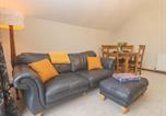 Location vacances  Gare de Cheltenham - The Coach House-4