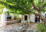 Location vacances  Grenade - Charming Villa in Montefrío with Private Pool-4