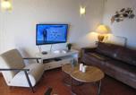 Location vacances Torroella de Montgrí - Casa en esquina con piscina privada en L'Estartit - Es-323-63-2