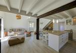 Location vacances Gujan-Mestras - Villa Les Pieds Nus - Avec Piscine Privée-1