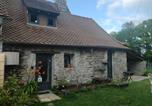 Location vacances  Cantal - La Maisonnette De Raphaël-1