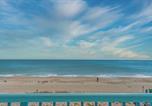 Hôtel Myrtle Beach - Southern Breeze Ocean Front Hotel-2