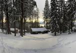 Location vacances Chico - Luxury Lake Almanor Cabin Covered Deck & Views-1
