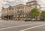 Location vacances Victoria - Quality Inn Downtown Inner Harbour-1
