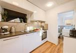 Location vacances Trois châteaux, muraille et remparts du bourg de Bellinzone - Casa Elvezia - Happy Rentals-2