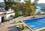 Location vacances Iznájar - 4 Bedroom Stunning Home In Iznajar-1