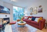 Location vacances Vancouver - Heart of Downtown King Suite/Parkng/Pool/Gym/Sauna-1