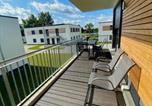 Location vacances  Gare de Schwerin - Hangar 19 Wohnung Weitblick 1-3-4