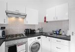 Location vacances Windsor - Modern 2br Apartment near Windsor Castle in Dedworth Road-3