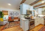 Location vacances Sylva - Steps Away Cottage - Hot Tub Fire Pit Downtown Family Friendly-2