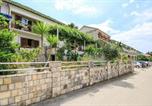 Location vacances Trpanj - Apartments Ivana-1