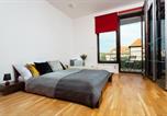 Location vacances Průhonice - Prague Days - Family 2bdr apt - Garage Parking - Balcony-1